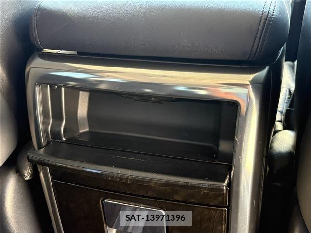 Toyota ALPHARD 2015-09 8128712-24