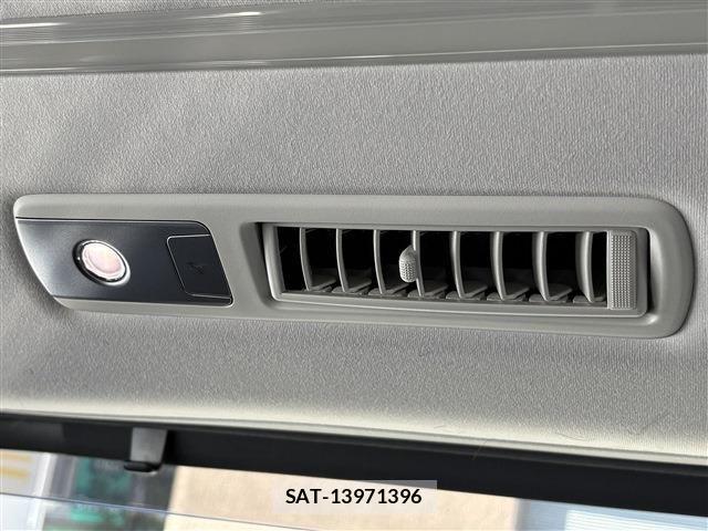 Toyota ALPHARD 2015-09 8128712-28