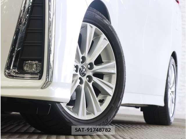 Toyota ALPHARD 2018-07 8145408-18