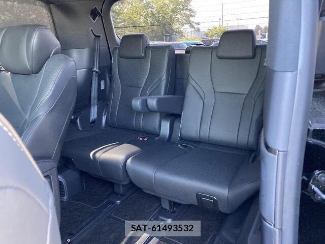 Toyota ALPHARD 2025-04 8206141-18