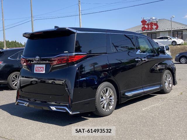 Toyota ALPHARD 2025-04 8206141-4