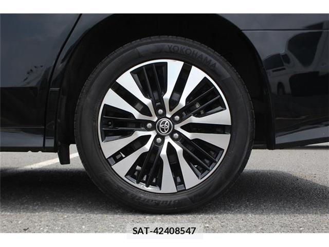 Toyota ALPHARD 2021-04 8206149-17