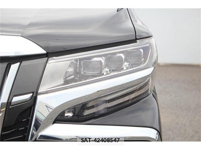 Toyota ALPHARD 2021-04 8206149-24