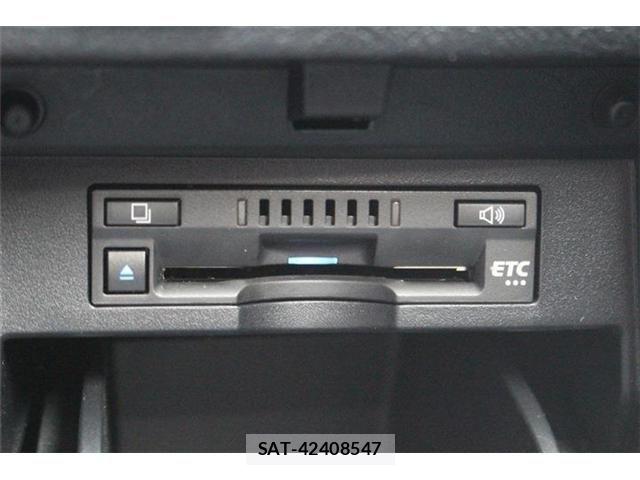 Toyota ALPHARD 2021-04 8206149-6