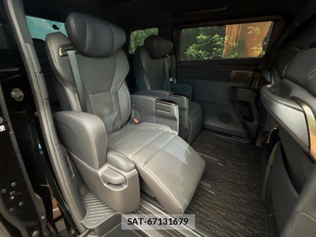 Toyota ALPHARD 2023-07 8206142-10