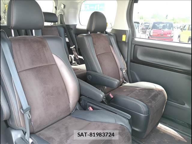 Toyota ALPHARD 2013-02 8206151-15