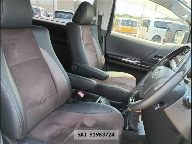 Toyota ALPHARD 2013-02 8206151-8