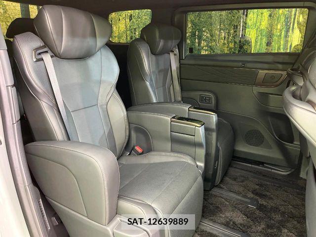 Toyota ALPHARD 2025-05 8206144-9