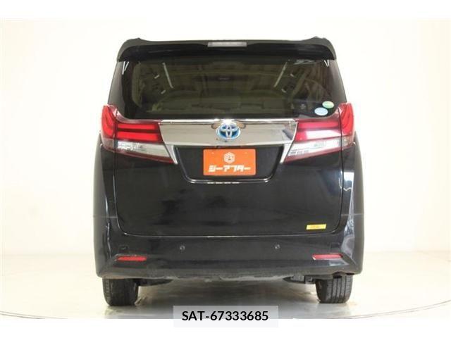 Toyota ALPHARD 2017-01 8206152-11