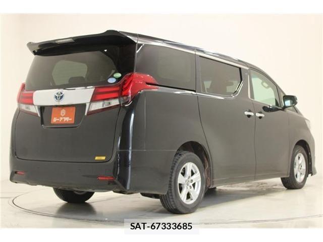 Toyota ALPHARD 2017-01 8206152-12