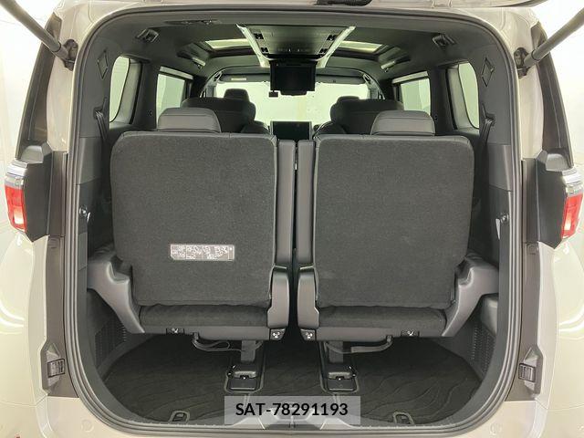 Toyota ALPHARD 2025-06 8206143-12