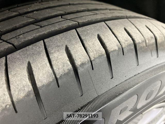 Toyota ALPHARD 2025-06 8206143-5