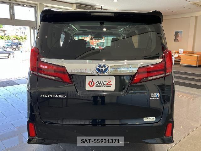 Toyota ALPHARD 2020-03 8206145-11