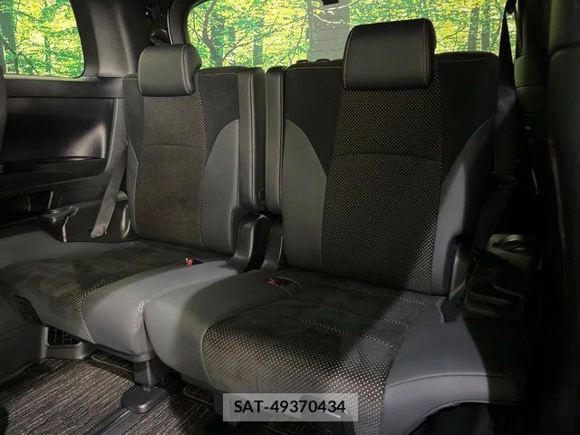 Toyota ALPHARD 2021-07 8206150-10