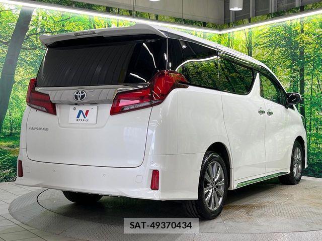 Toyota ALPHARD 2021-07 8206150-17