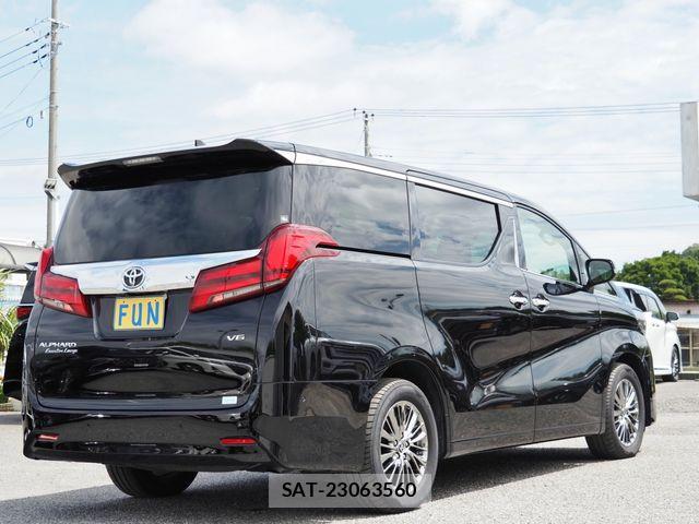 Toyota ALPHARD 2023-02 8228793-4
