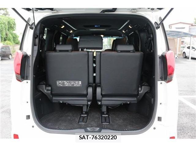 Toyota ALPHARD 2017-07 8244527-15
