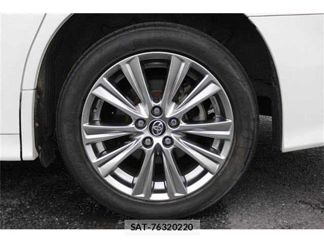 Toyota ALPHARD 2017-07 8244527-28