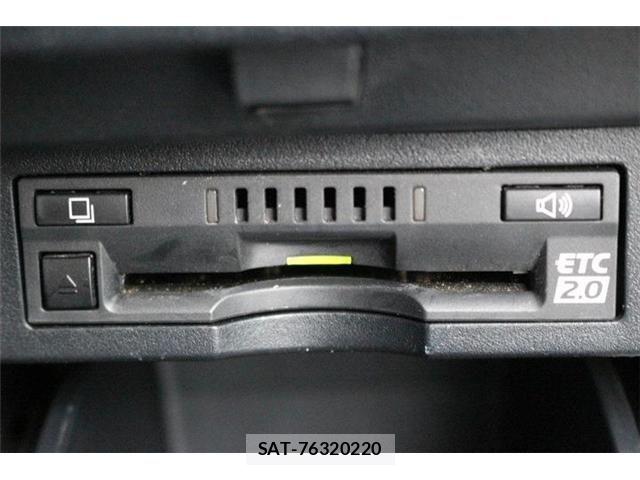 Toyota ALPHARD 2017-07 8244527-5