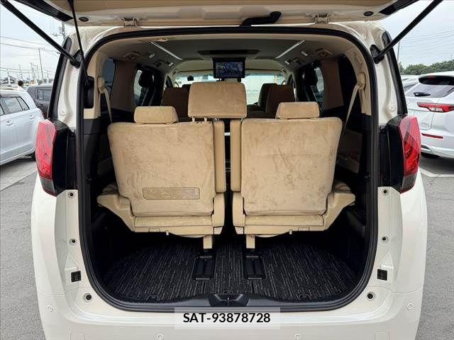 Toyota ALPHARD 2017-09 8312817-18