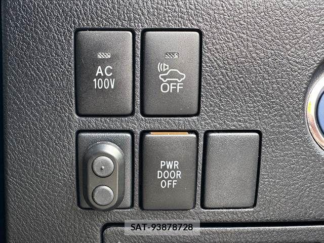 Toyota ALPHARD 2017-09 8312817-27