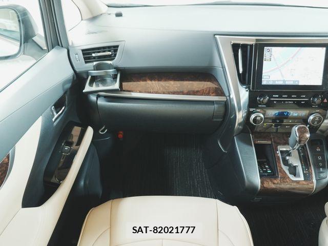 Toyota ALPHARD 2021-01 8312819-13