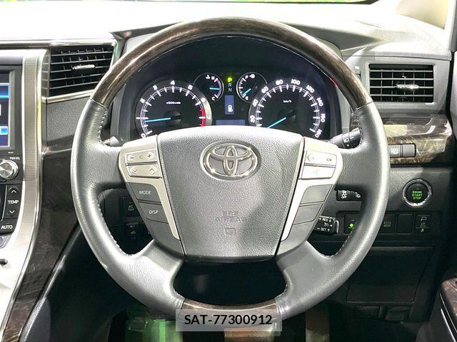 Toyota ALPHARD 2012-07 8312818-12