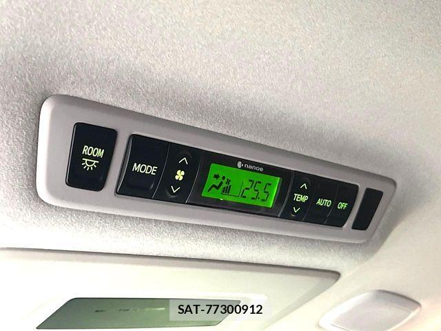 Toyota ALPHARD 2012-07 8312818-7