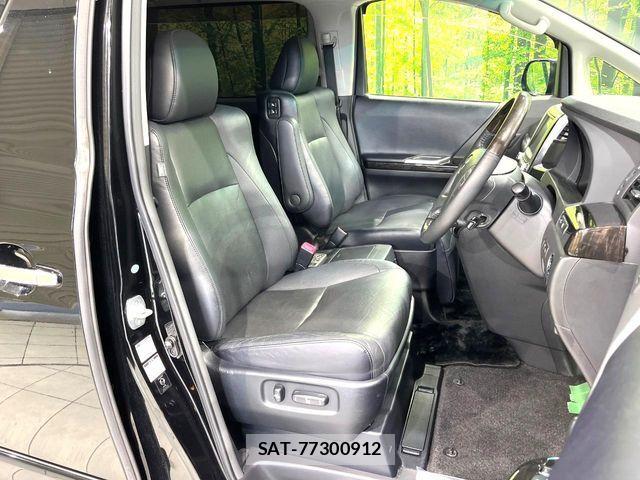 Toyota ALPHARD 2012-07 8312818-8