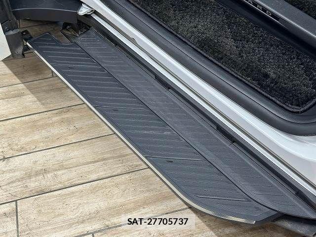 Toyota ALPHARD 2023-10 8334481-10