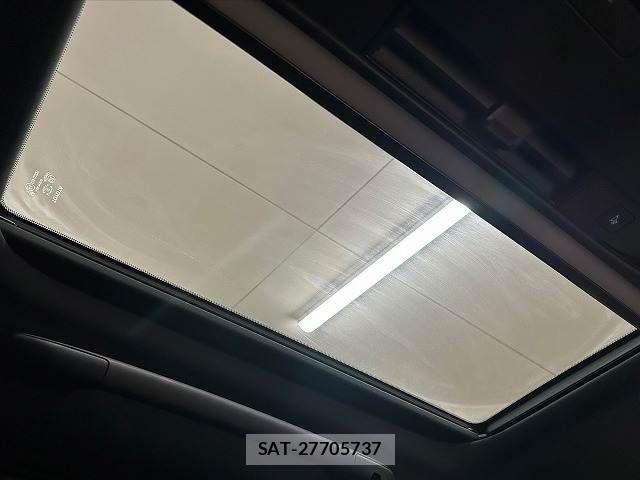 Toyota ALPHARD 2023-10 8334481-8