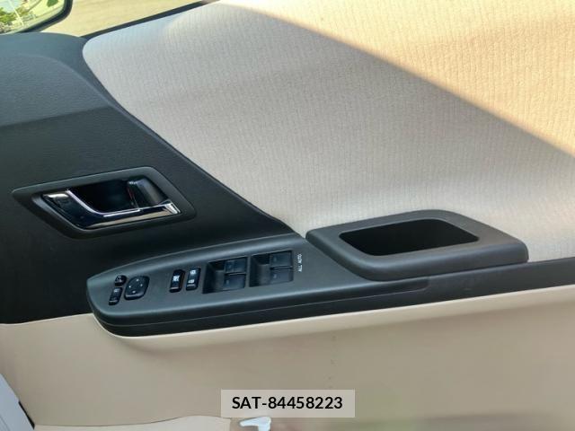 Toyota ALPHARD 2012-07 8334691-14