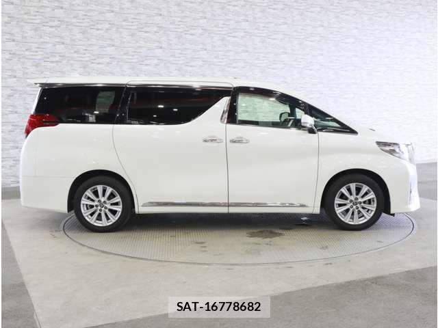 Toyota ALPHARD 2015-08 8334686-13