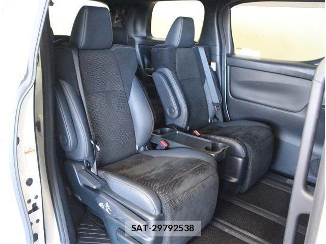 Toyota ALPHARD 2021-06 8353842-10