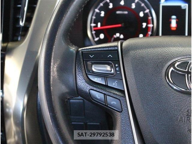 Toyota ALPHARD 2021-06 8353842-18