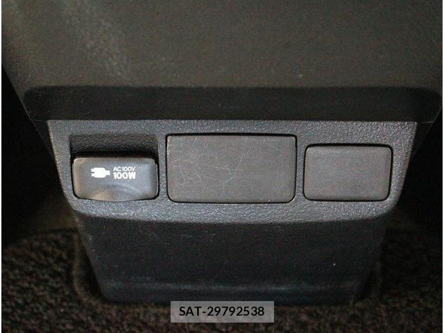 Toyota ALPHARD 2021-06 8353842-22