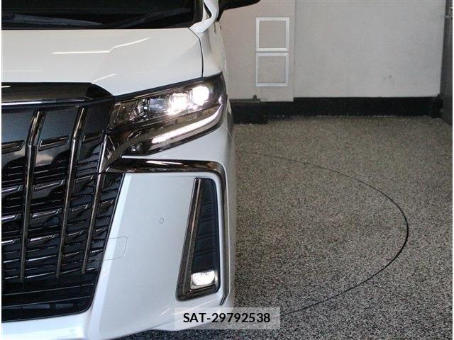 Toyota ALPHARD 2021-06 8353842-26