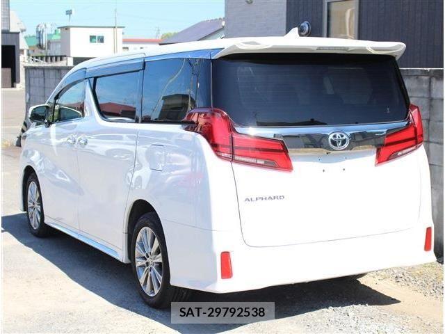 Toyota ALPHARD 2021-06 8353842-3