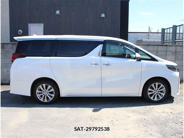 Toyota ALPHARD 2021-06 8353842-6