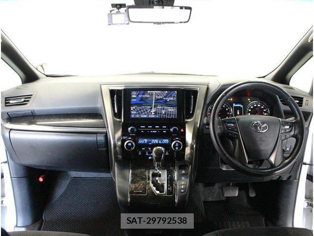 Toyota ALPHARD 2021-06 8353842-8