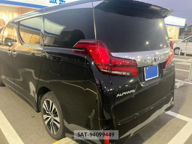 Toyota ALPHARD 2018-04 8364536-13
