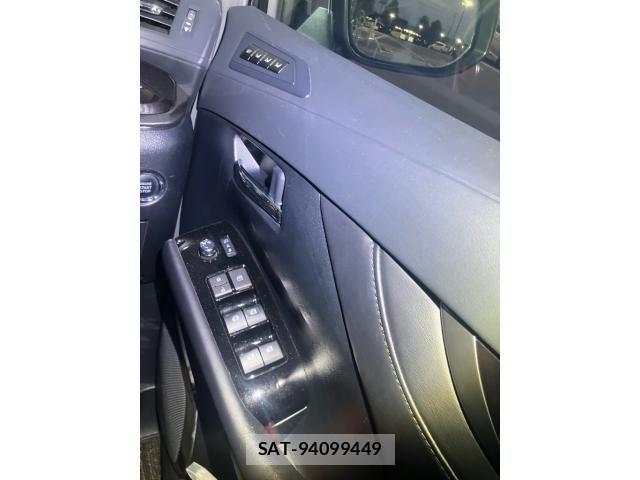 Toyota ALPHARD 2018-04 8364536-22