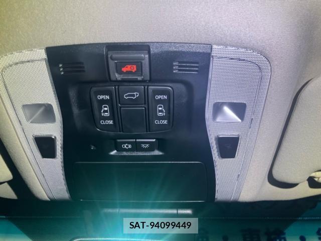 Toyota ALPHARD 2018-04 8364536-26