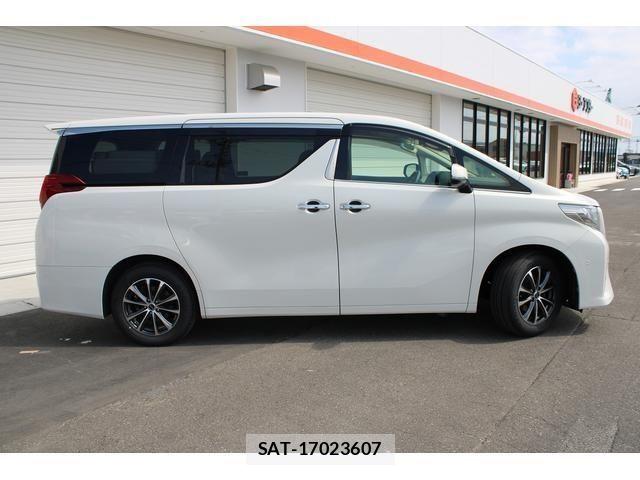 Toyota ALPHARD 2015-07 8364538-9