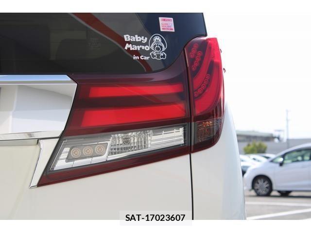 Toyota ALPHARD 2015-07 8364538-20