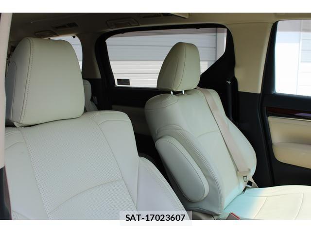 Toyota ALPHARD 2015-07 8364538-28