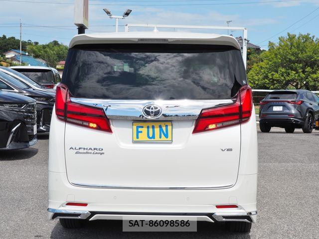 Toyota ALPHARD 2022-03 8364533-6