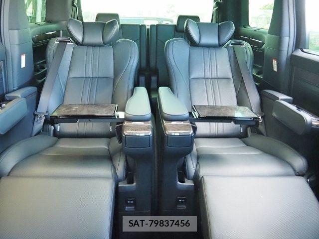 Toyota ALPHARD 2021-09 8364535-12