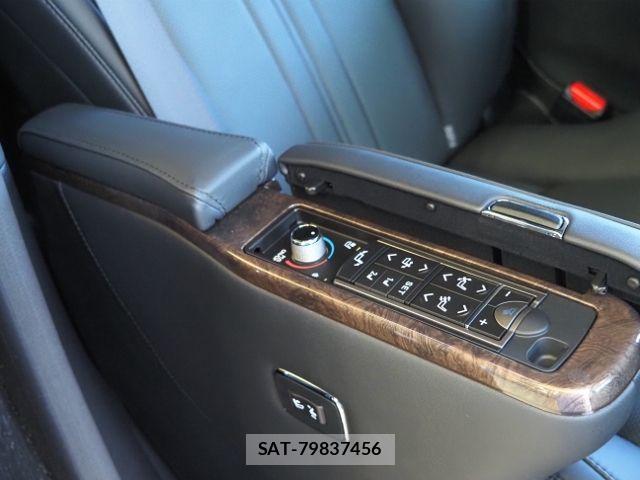 Toyota ALPHARD 2021-09 8364535-13