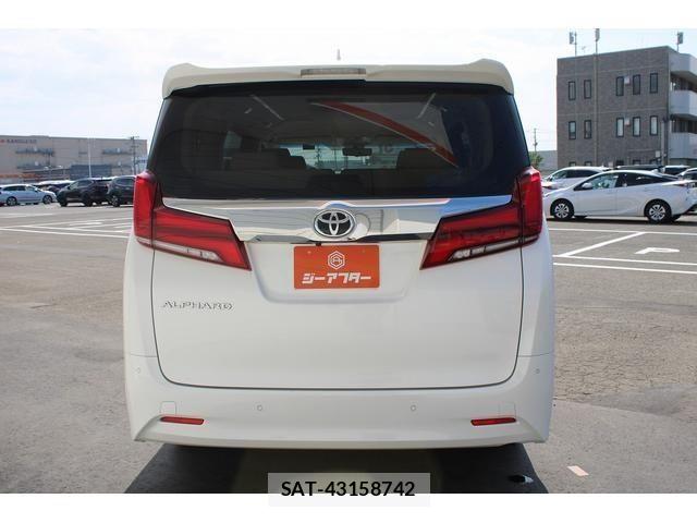 Toyota ALPHARD 2020-04 8364537-10